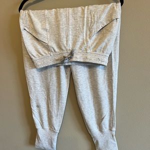 LULULEMON High Rise Cropped Jogger